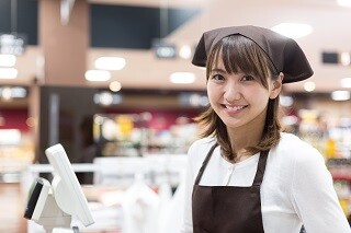 ＜未経験OK＞週2日～！日本橋高島屋＊デパ地下のレジ＆袋詰め イメージ1