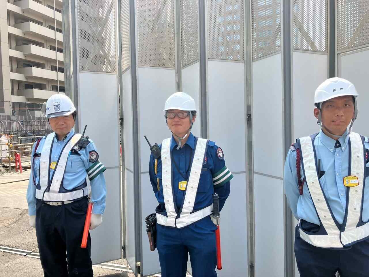 ＼未経験でも1日1.1万円～！／工事中エリアなどで通行案内【川崎駅】 イメージ1