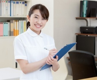 ＼月23～25万円以上／医療事務＠泌尿器科医院＊電子カルテ経験者歓迎！車通勤OK イメージ1