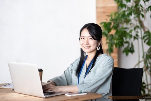 【1月16日開始】在宅！SNS動画・画像編集＊ソフトバンクグループ イメージ1