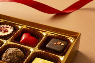 日給11700円！！即日スタート！有名ブランドのスイーツ販売＠東急大森 イメージ1