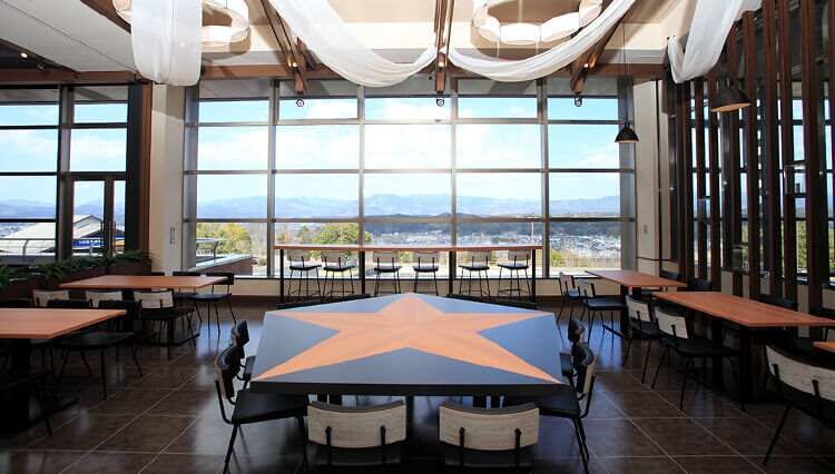 ＼週2日～＊残業なし＊17時45分定時／未経験歓迎！ビール魅力を伝えるスタッフ イメージ1