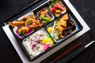 〈池袋勤務！〉お出汁にこだわったお弁当・お惣菜販売／西武池袋店 イメージ1