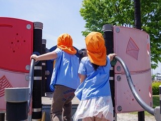 ≪保育士＊10時～13時など≫子供を見守る保育補助＊小規模保育園など イメージ1