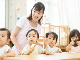 【さいたま市】保育士＊子供を見守る保育補助＊10時～13時など イメージ1