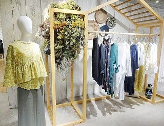 高島屋大宮店＊40代～50代活躍中！レディースブランドのショップスタッフ イメージ1