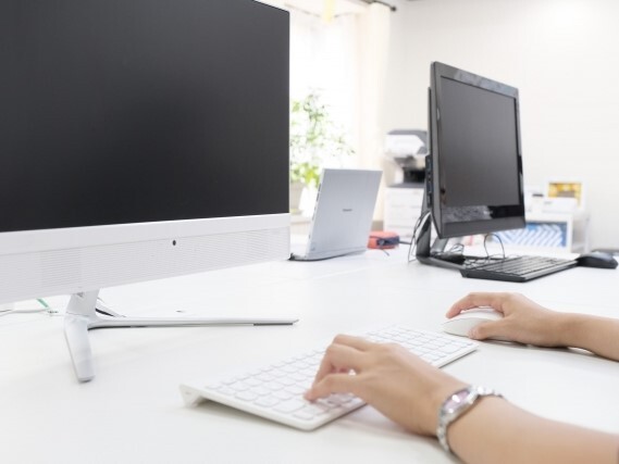 未経験OK×残業ほぼなし！4月～官公庁での事務・受付スタッフ⁑事前研修あり イメージ1