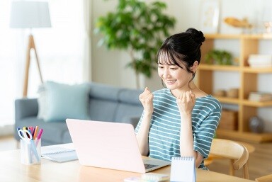 ＼在宅で楽しく♩／音楽好き必見☝カラオケアプリ＊歌詞データ入力！17時定時OK♢ イメージ1