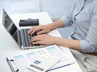 ＼時短＊9時～15時！／残業ほぼなし！食品工場での一般事務＊車OK！ イメージ1