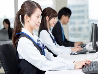 ＼残業ほぼなし／ブランクOK！信用金庫本部でデータ処理・事務業務 イメージ1