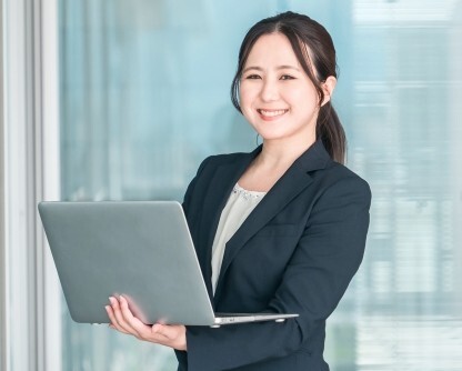 4月～＼高時給1350円＠東芝Gで経理サポ事務／残業少なめ＊車通勤OK！ イメージ1