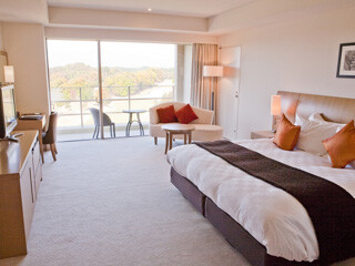 【お人柄重視採用】時給1600円｜外資系ホテルでベットメイク イメージ1