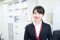 ＜火曜・水曜休み＞品川駅スグ！事務デビュー！未経験OK！不動産会社での事務✨ イメージ1