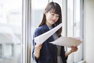 【銀座】時給1900円～＆残業ほぼなし♬人気のアロマオイルを扱う商社での事務！ イメージ1