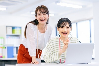 【高時給／時給1900円】商社での総務アシスタント✨残業ほぼなし イメージ1