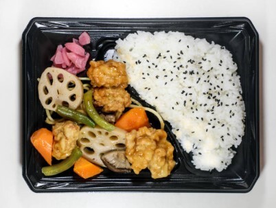 ＼未経験OK！／モクモク作業＊お弁当の盛り付け補助！ イメージ1