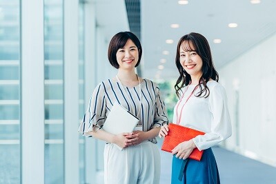 ＼毎日定時ピタッ／月収29万円も可能♬食品メーカー系企業でカンタンな庶務のお仕事 イメージ1