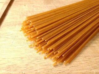 男性活躍中＊未経験OK＊食品メーカーでの軽作業 イメージ1