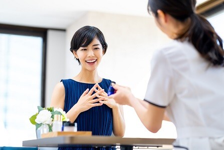 町田小田急　7月27日～8月31日　アクセーヌのサンプリングスタッフ イメージ1