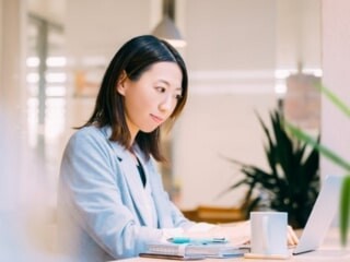 ＼未経験OK！／大手商社にてコツコツデータ入力・書類整理！！ イメージ1