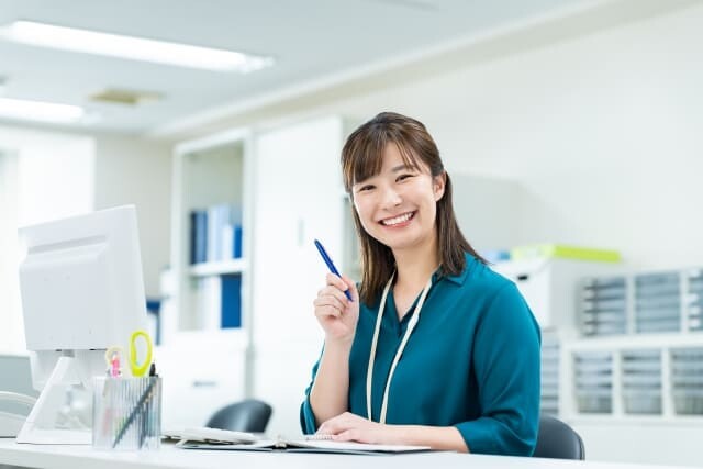 【時給1,400円】企画サポート事務！大手共済グループ＊定時17：15！残業なし イメージ1