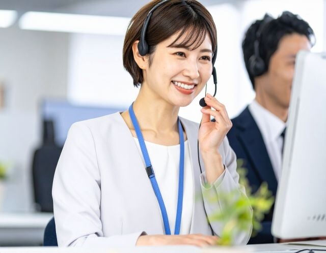 【未経験OK！複数名募集】お問い合わせ対応！駅近+オシャレ自由！時給1400円 イメージ1