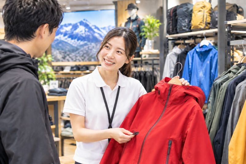 未経験OK！友達と一緒に応募OK！佐野アウトドアブランドの英語・中国語接客販売 イメージ1