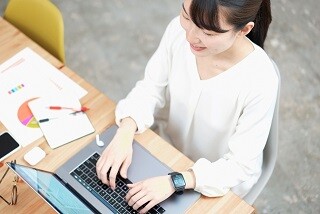未経験から始められた方多数！平日のみ！既存顧客へのエアコンメンテナンス連絡など イメージ1