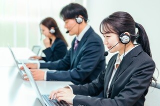 12月スタート＊ピアス・ネイルOK＊土日祝休み＊コールセンターでの問合せ対応 イメージ1